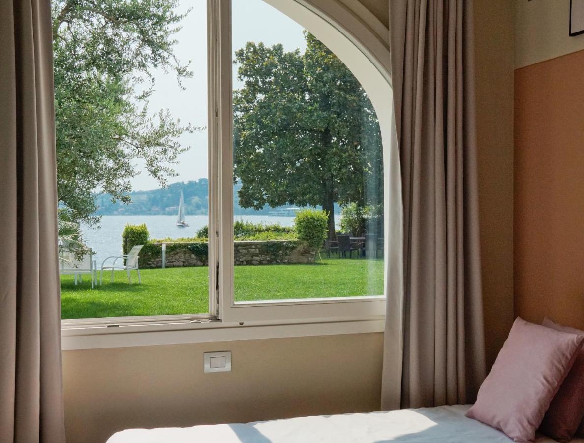 Luxury Lake View Apartments Salo Exterior photo
